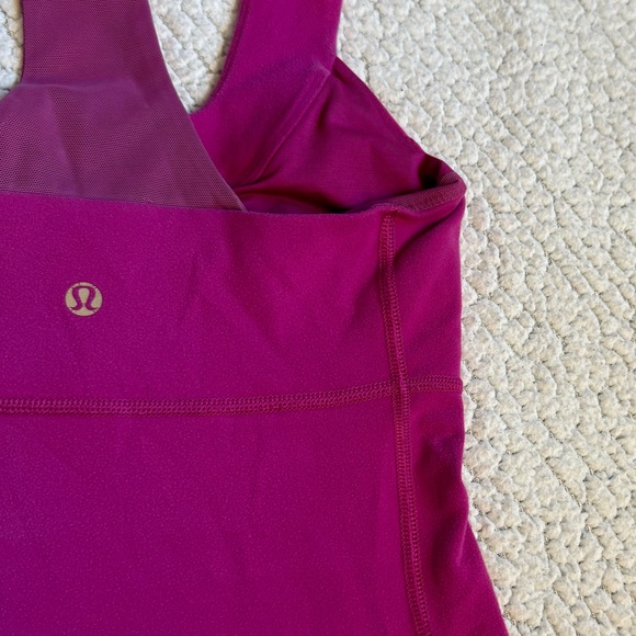 Lululemon tank top! - Picture 3 of 4